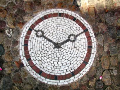 Uhr